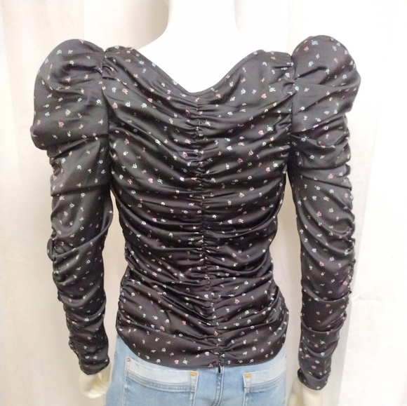 WAYF Black Floral Ruched Top - Picture 9 of 12